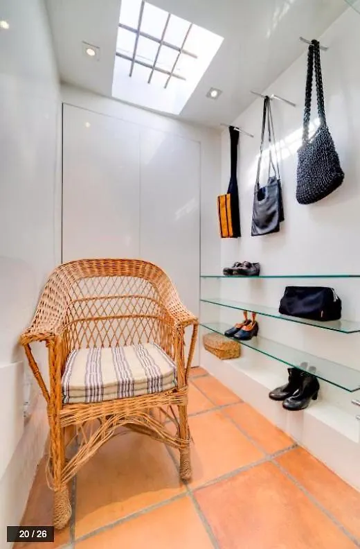 Luxury Art Apartment In Trastevere With Terrace Rome