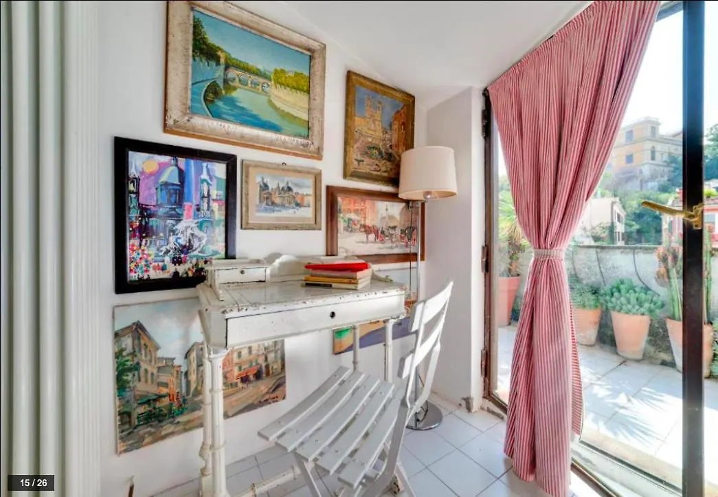 Luxury Art Apartment In Trastevere With Terrace Rome
